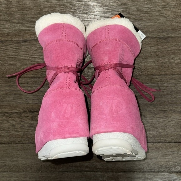 Tecnica Moon Boots Suede Butter Mid Boots Ciclamino - Picture 4 of 8